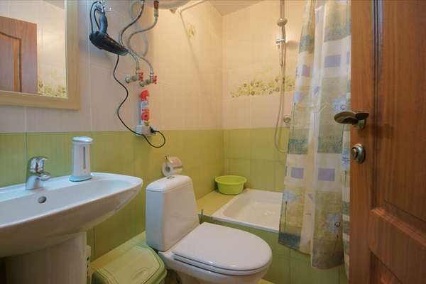2х местный Стандарт с удобствами и балконом (2 и 3 этаж)
