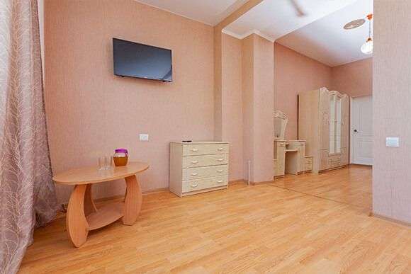 2-комнатный с кондиционером