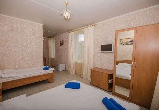 Полулюкс в корпусе до 3 человек