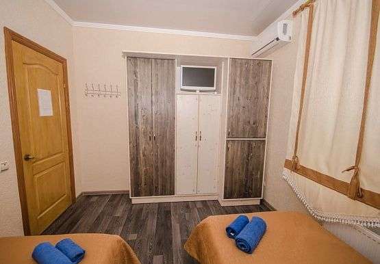 Люкс 2-комнатный в корпусе до 4х человек