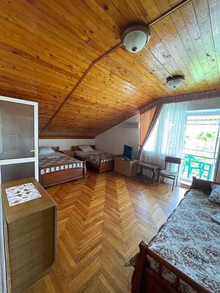 3х местный с тремя раздельными кроватям и балконом