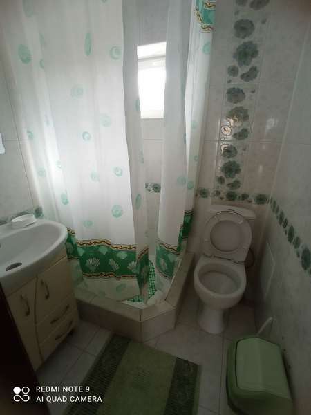 Двухкомнатный с кухней на 4–5 чел.