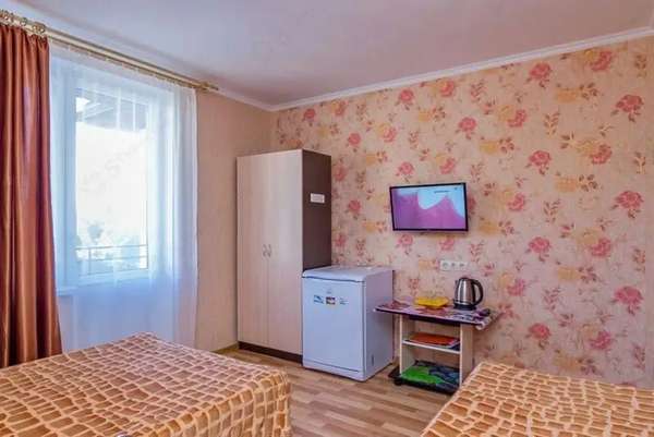 3х местная комната с удобствами и балконом