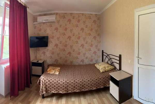 4х местная комната с удобствами и балконом