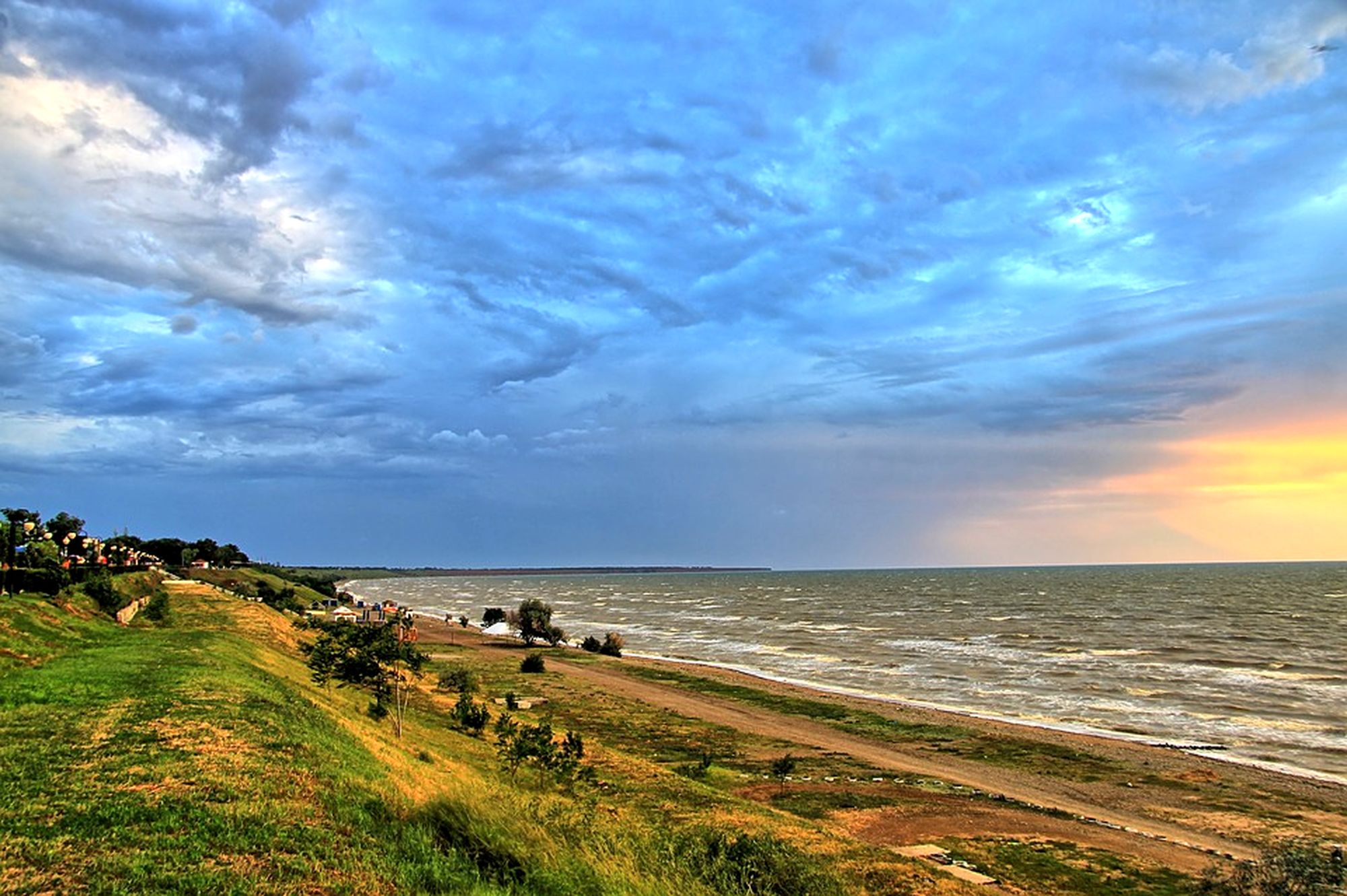 Мариуполь берег Азовского моря