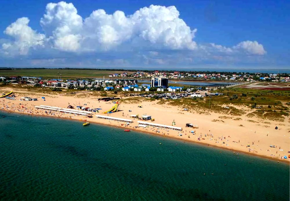 Благовещенская фото поселка и пляжа